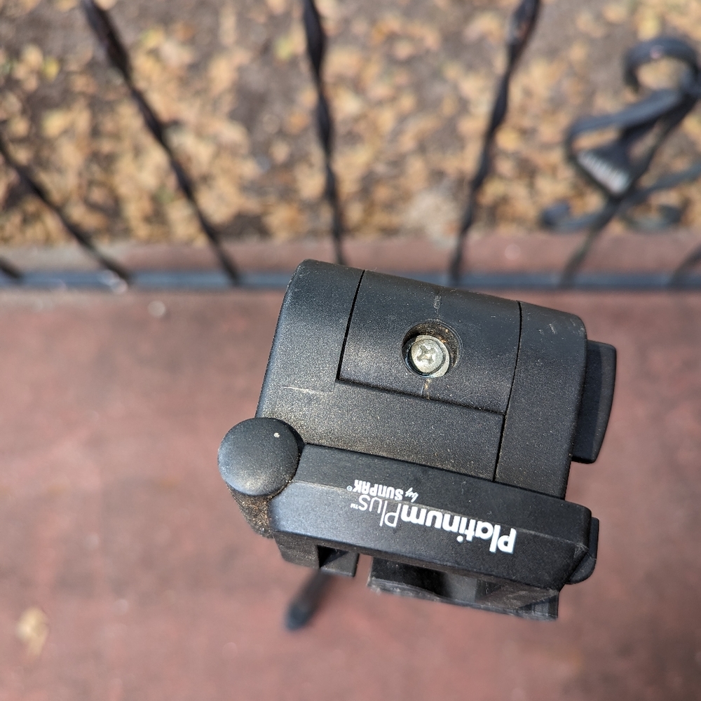 6200 dx tripod